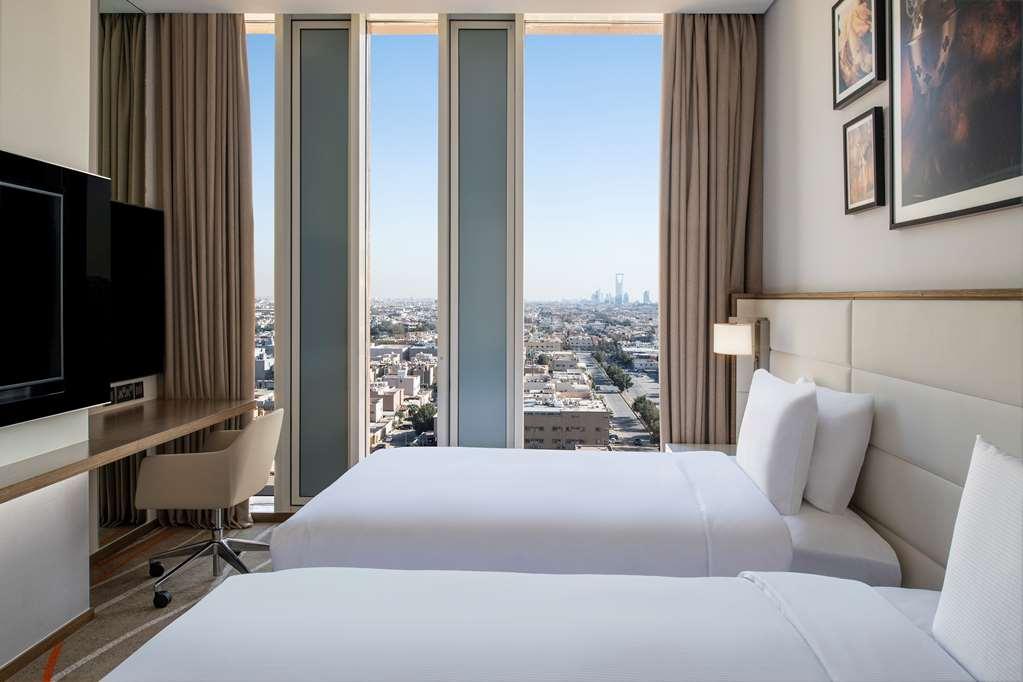 Doubletree Suites By Hilton - Riyadh Financial District Chambre photo