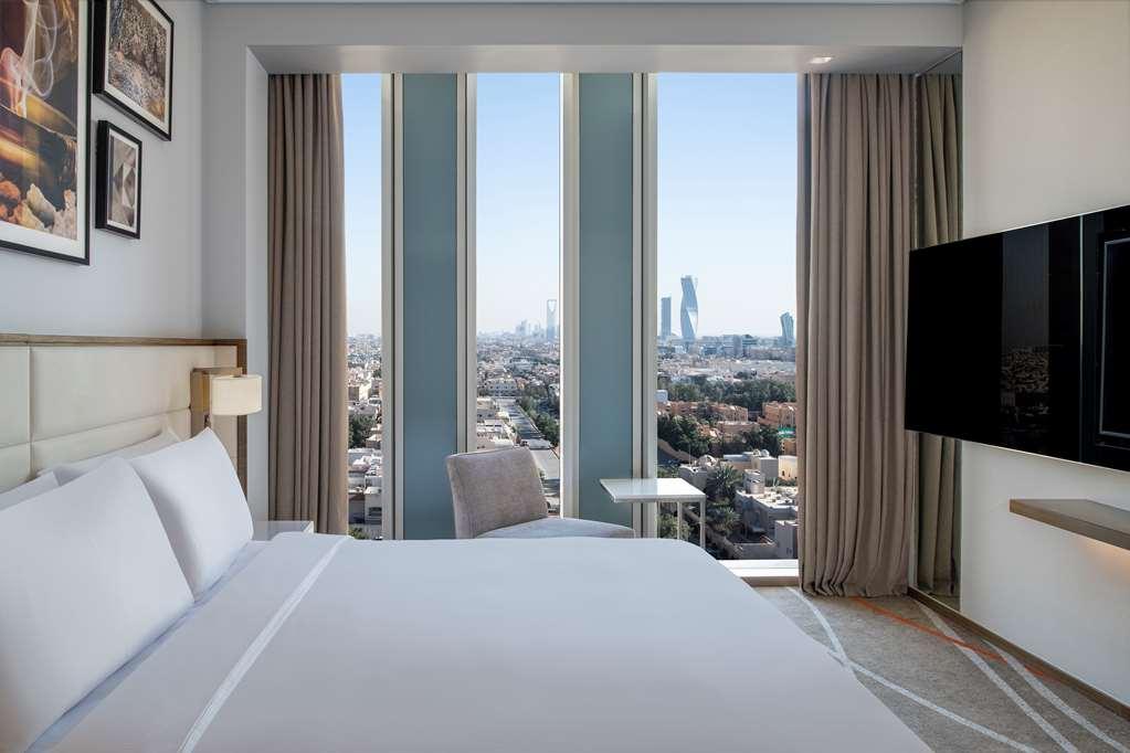 Doubletree Suites By Hilton - Riyadh Financial District Chambre photo