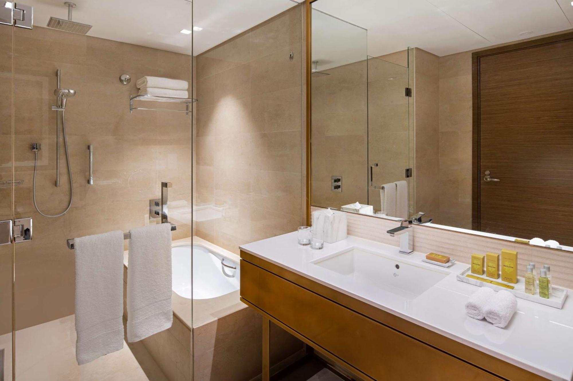 Doubletree Suites By Hilton - Riyadh Financial District Extérieur photo