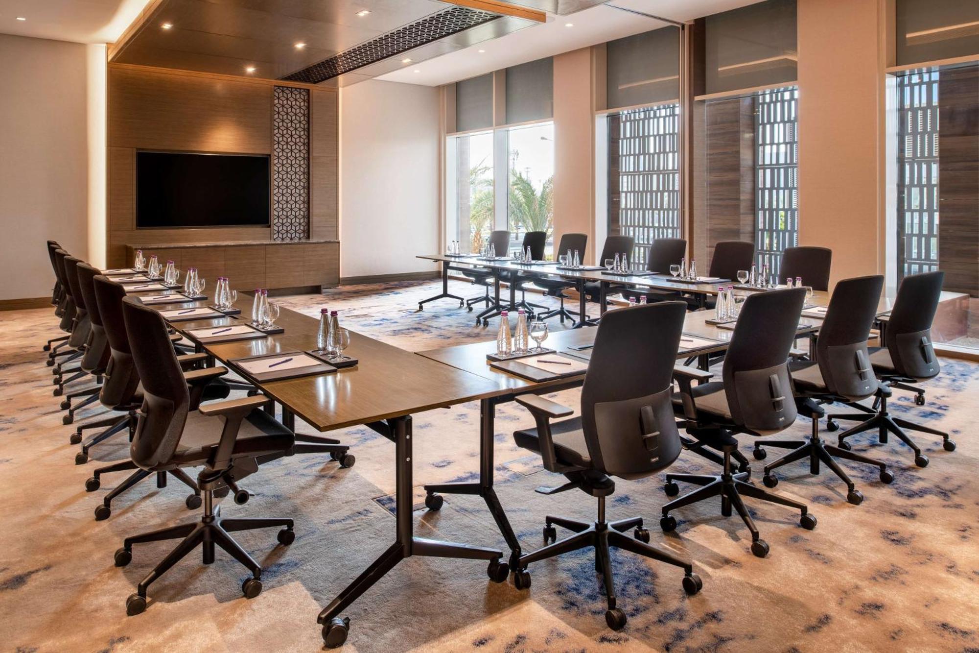 Doubletree Suites By Hilton - Riyadh Financial District Extérieur photo
