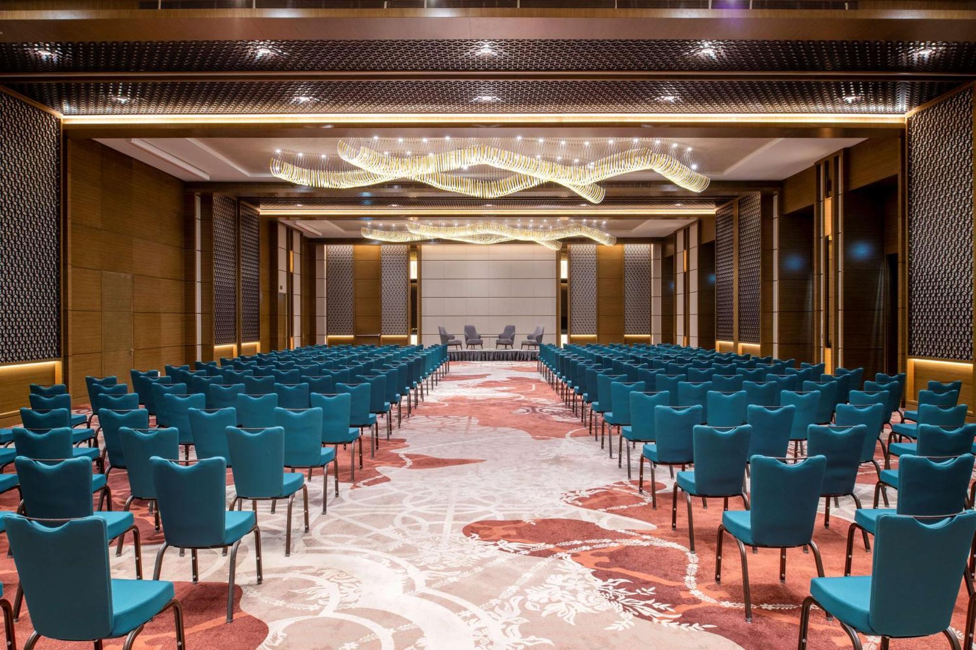 Doubletree Suites By Hilton - Riyadh Financial District Extérieur photo