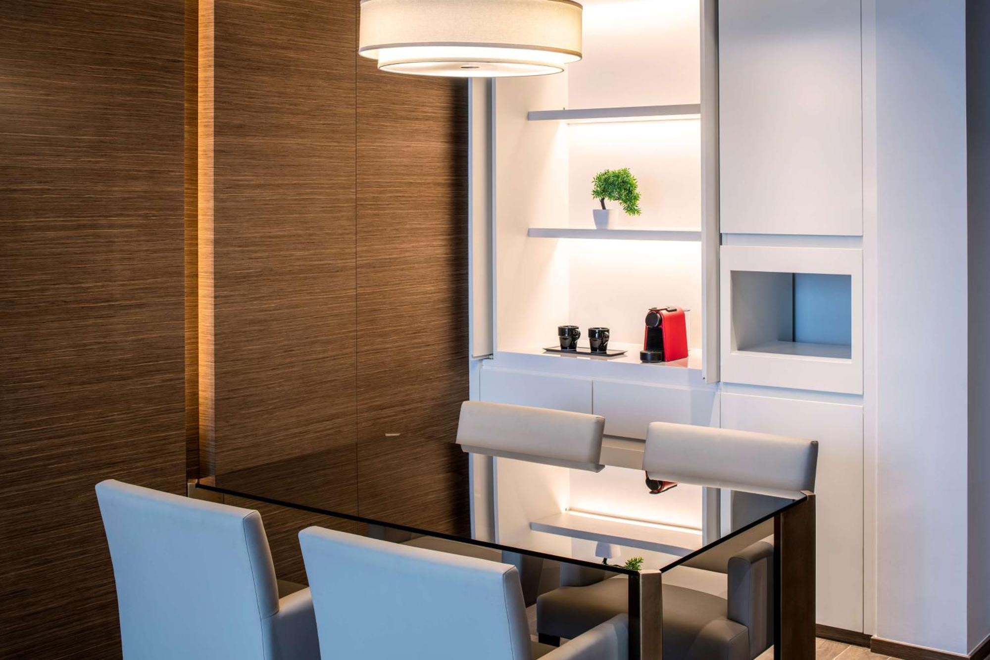 Doubletree Suites By Hilton - Riyadh Financial District Extérieur photo