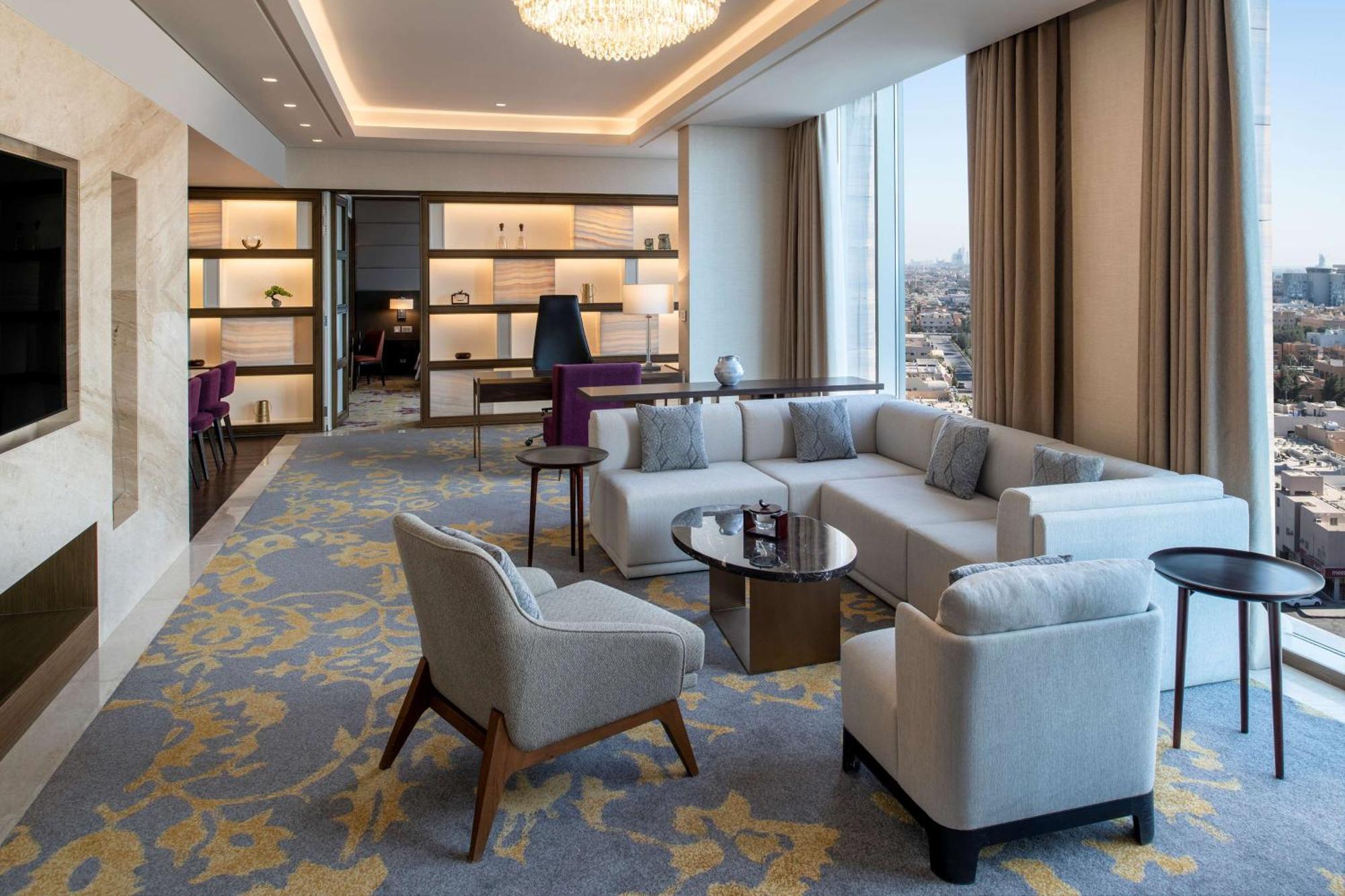 Doubletree Suites By Hilton - Riyadh Financial District Extérieur photo